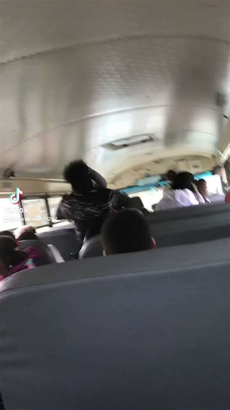 encoxada bus twitter|CMS: Elementary school bus driver suspended after driving .